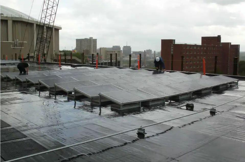 Photovoltaic rooftop array